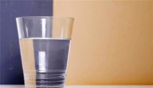 醉酒之后，喝白開水還是飲料醒酒快？今天來告訴各位答案